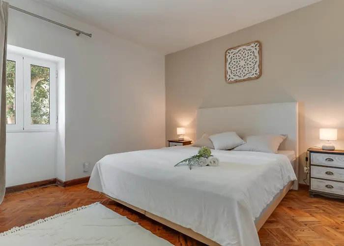 Willa Natural Oasis With Panoramic View & Bio-diverse 9 950m2 Garden