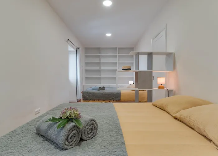 Natural Oasis With Panoramic View & Bio-diverse 9 950m2 Garden Willa