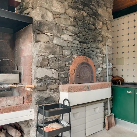 Natural Oasis With Panoramic View & Bio-diverse 9 950m2 Garden *